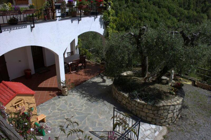 La Porta Del Sole Appartamento Nell'Oliveto Seborga Luaran gambar